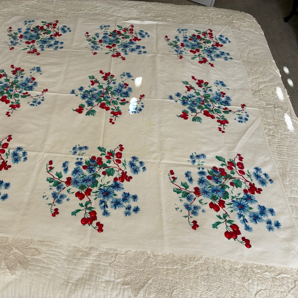 Vintage Floral Blue And Red Cotton Square Tablecloth 50x53 - Picture 2 of 6